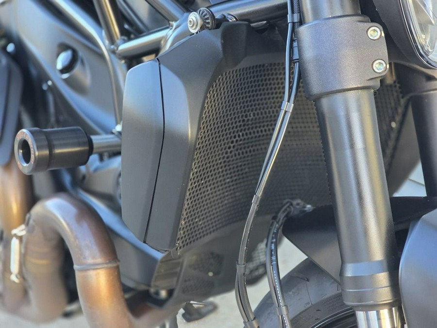 2015 Ducati Monster 821 Dark