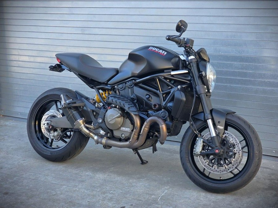 2015 Ducati Monster 821 Dark
