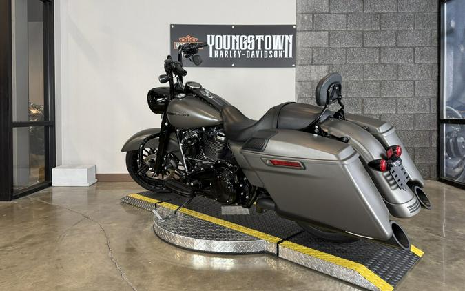 2018 Harley-Davidson® Road King® Special FLHRXS