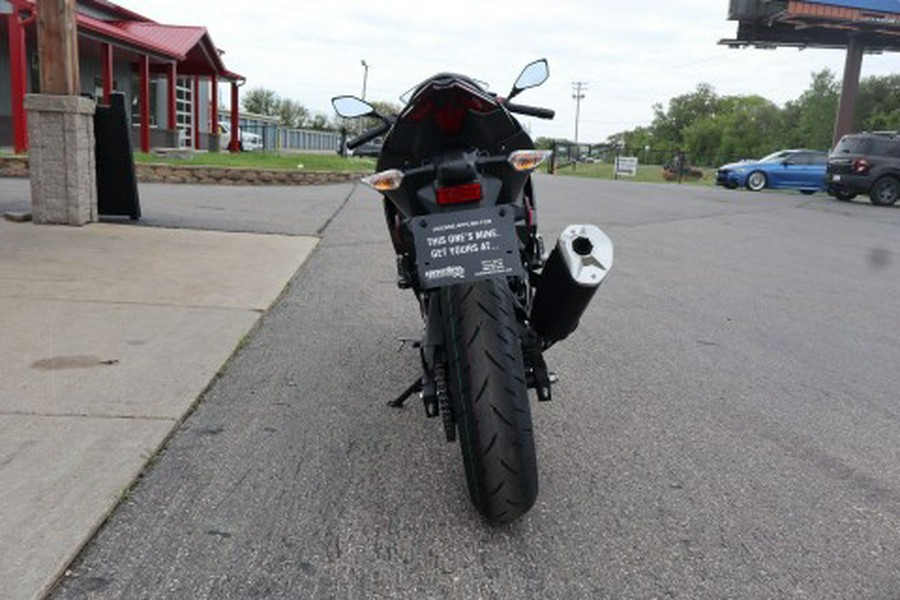 2026 Kawasaki Ninja® 500
