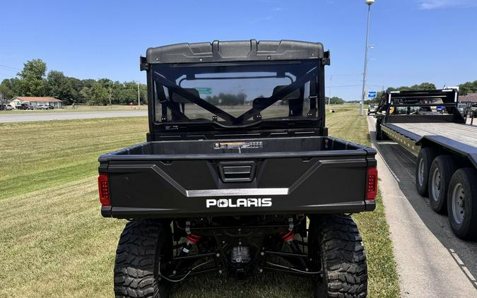 2019 Polaris® Ranger XP® 900 EPS Premium Silver Pearl