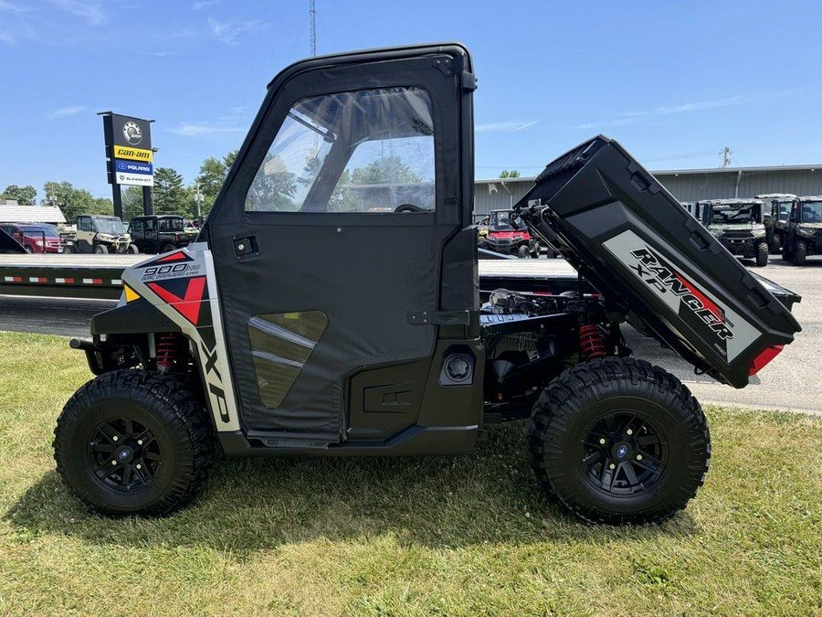 2019 Polaris® Ranger XP® 900 EPS Premium Silver Pearl