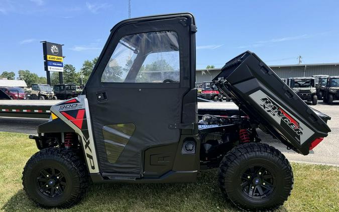 2019 Polaris® Ranger XP® 900 EPS Premium Silver Pearl