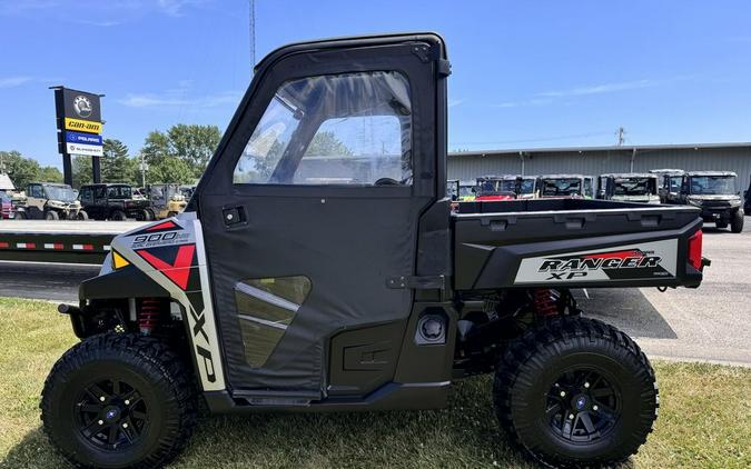 2019 Polaris® Ranger XP® 900 EPS Premium Silver Pearl