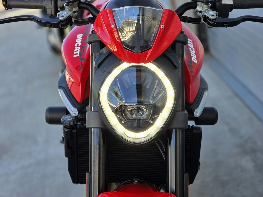 2022 Ducati Monster 937+