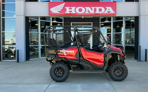 2025 Honda Pioneer 1000-5 Deluxe