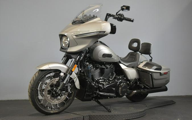 2023 Harley-Davidson CVO Street Glide