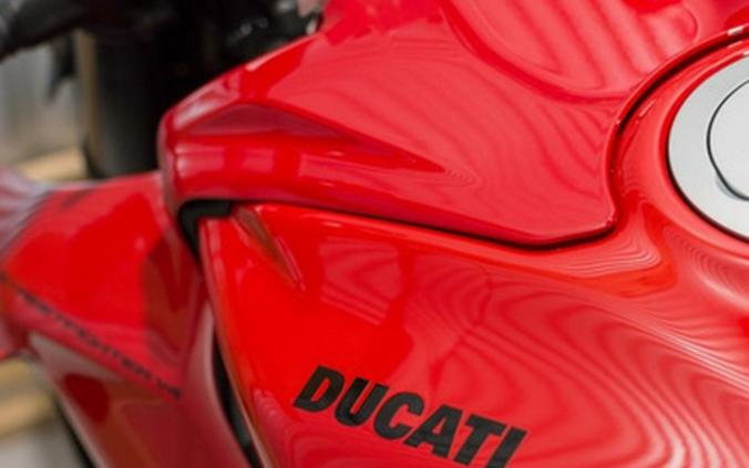 2026 Ducati Streetfighter V4 V4