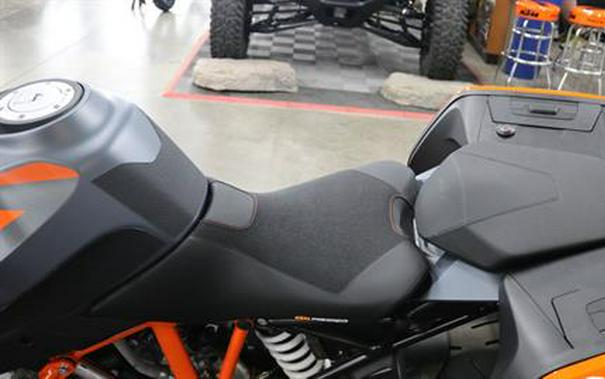 2023 KTM 1290 SUPER DUKE GT