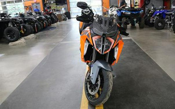 2023 KTM 1290 SUPER DUKE GT