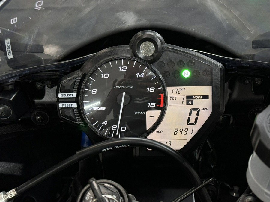 2019 YAMAHA R6