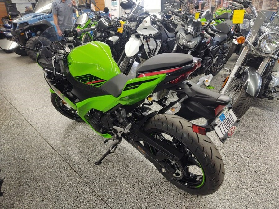 2023 Kawasaki Ninja 400 KRT ABS - Only 26 Miles!