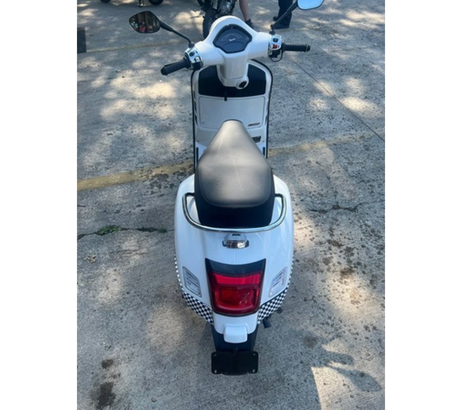 2023 Vespa GTS Super 300