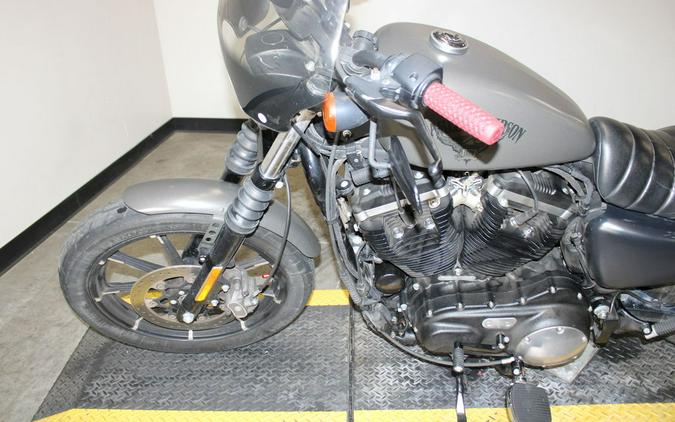 2018 Harley-Davidson® XL883N - Sportster® Iron 883™