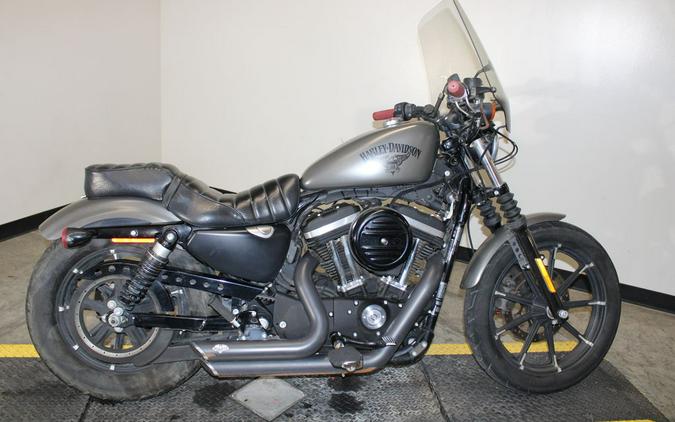 2018 Harley-Davidson® XL883N - Sportster® Iron 883™