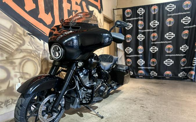 FLHXS 2020 Street Glide® Special