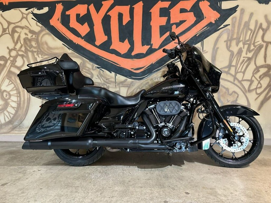 FLHXS 2020 Street Glide® Special