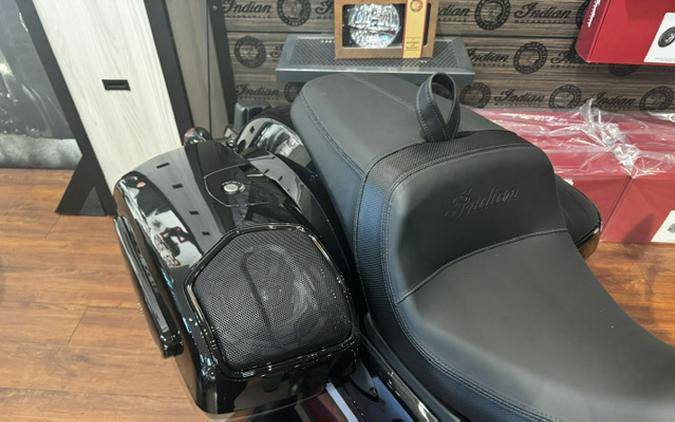 2026 Indian Motorcycle® Challenger 112 Dark Horse® Signature Series