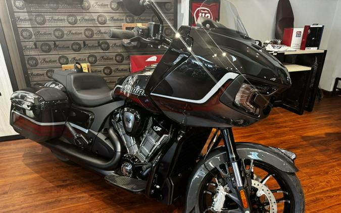 2026 Indian Motorcycle® Challenger 112 Dark Horse® Signature Series