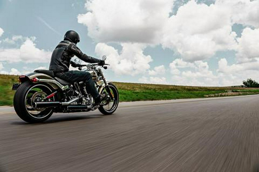 2016 Harley-Davidson Breakout®