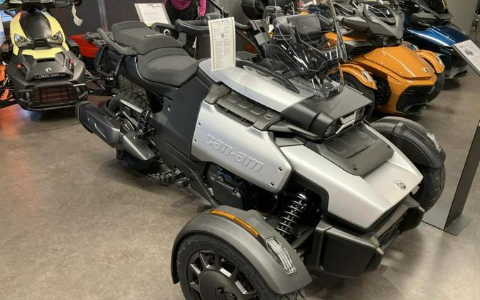 2025 Can-Am® Canyon