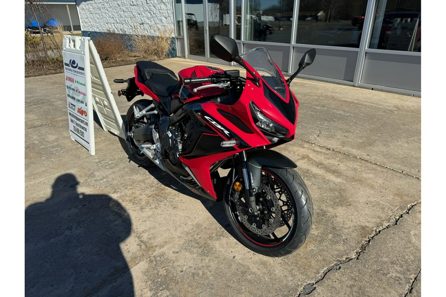 2024 Honda CBR 650R ABS Grand Prix Red