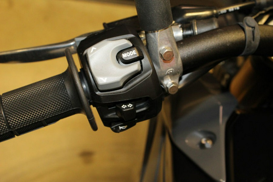 2025 Suzuki DR-Z4SM5