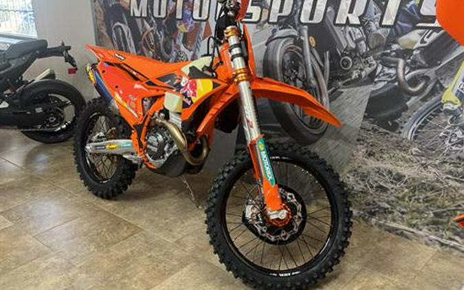 2026 KTM 350 XC-F Factory Edition