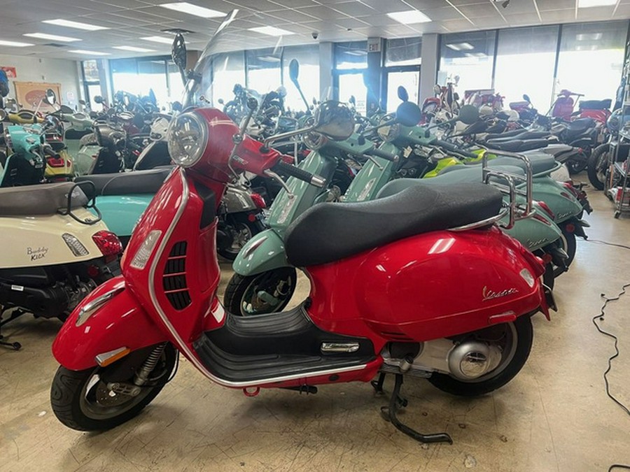 2009 Vespa GTS 250