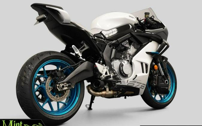 2025 CF MOTO 675 SS