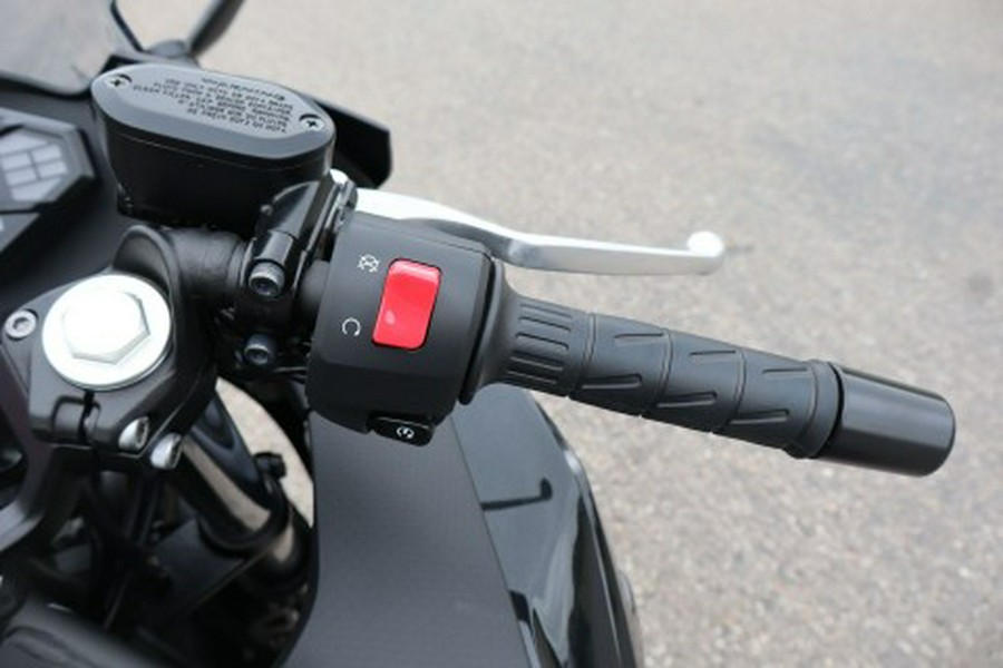 2026 Kawasaki Ninja® 500