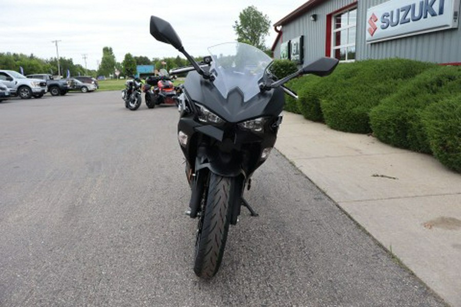 2026 Kawasaki Ninja® 500