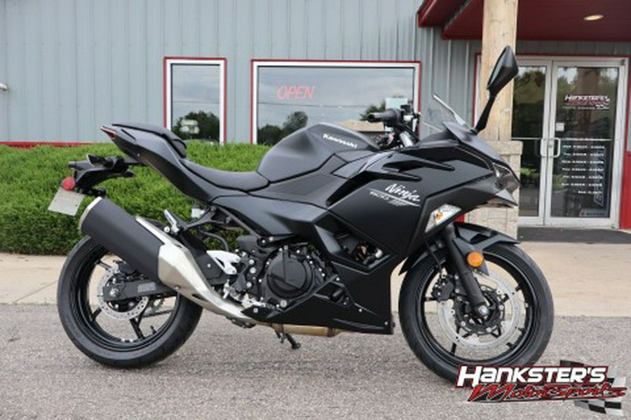 2026 Kawasaki Ninja® 500