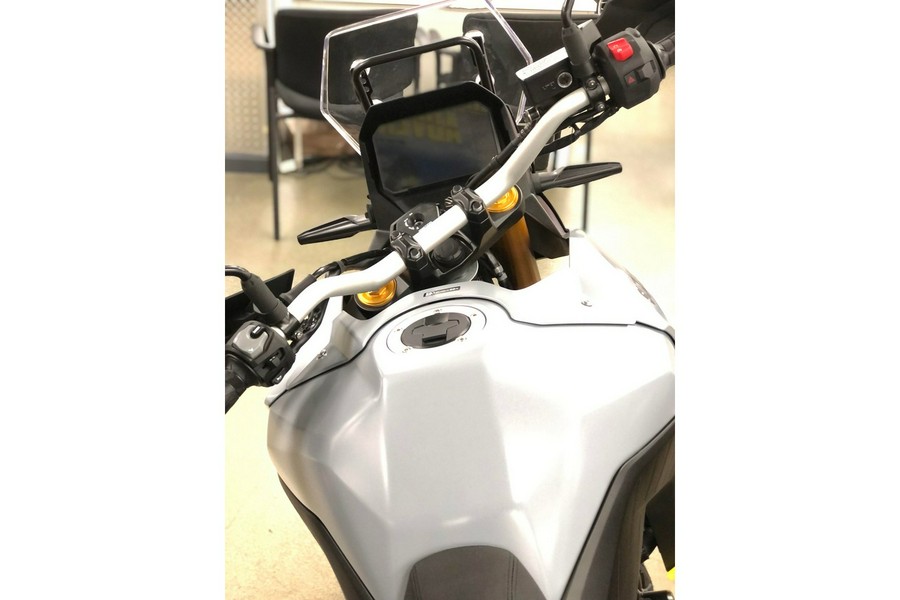 2023 Suzuki V-Strom 800DE