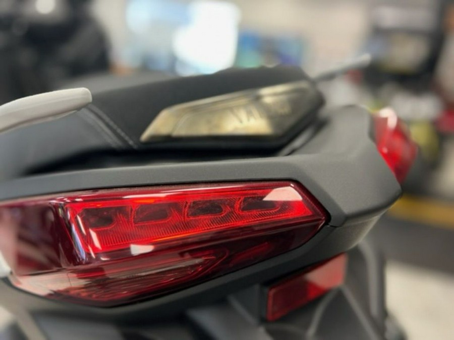 2023 Yamaha Xmax