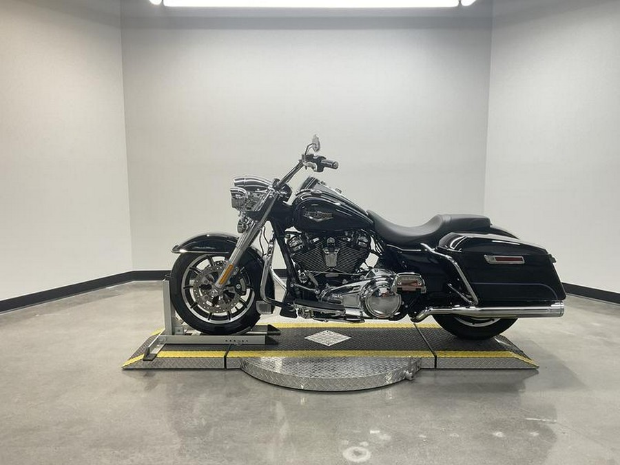 2017 Harley-Davidson® FLHR - Road King®