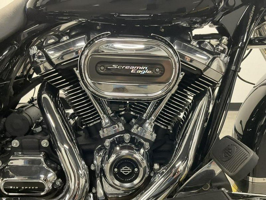 2017 Harley-Davidson® FLHR - Road King®