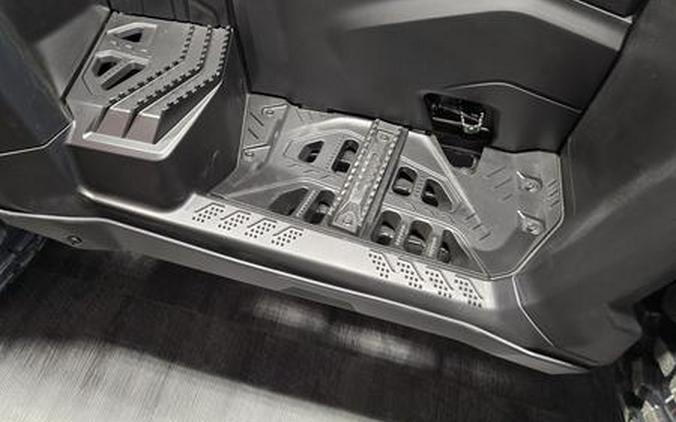 2026 OUTLANDER MAX 6X6 BACKCOUNTRY 1R