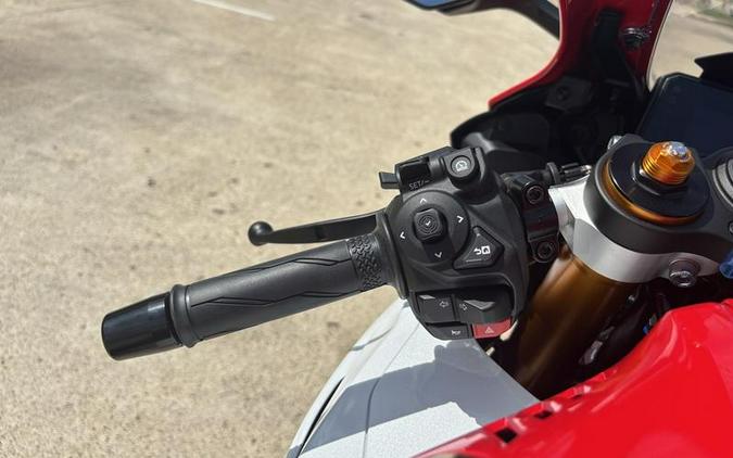 2026 Yamaha YZF-R7 70th Anniversary Edition