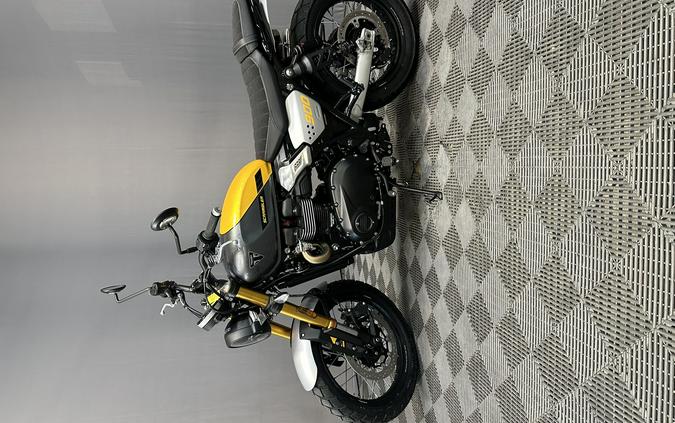 2026 TRIUMPH SCRAMBLER 900