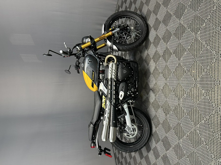 2026 TRIUMPH SCRAMBLER 900