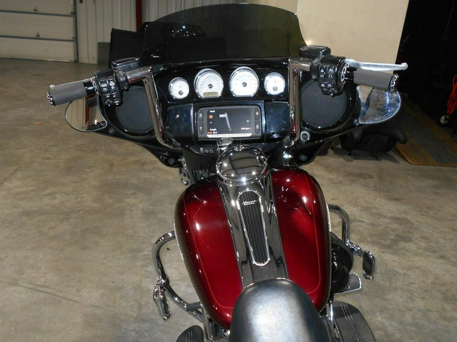 2014 Harley-Davidson® FLHXS - Street Glide® Special