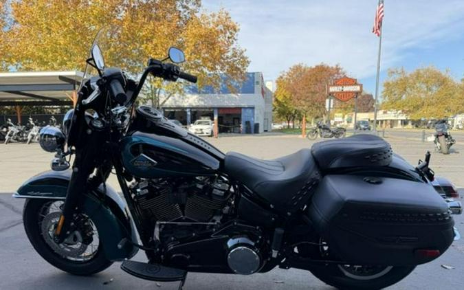 2026 Harley-Davidson® FLHC - Heritage Classic