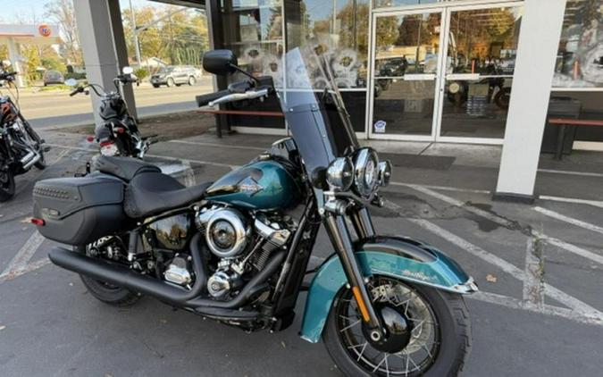 2026 Harley-Davidson® FLHC - Heritage Classic