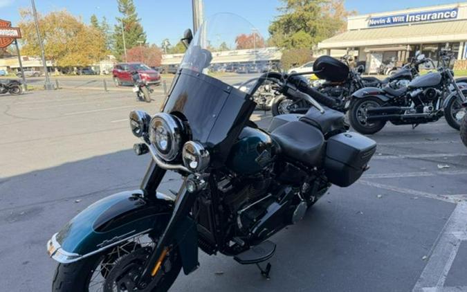 2026 Harley-Davidson® FLHC - Heritage Classic