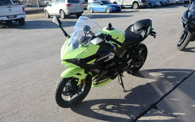 2026 Kawasaki Ninja® 500 ABS