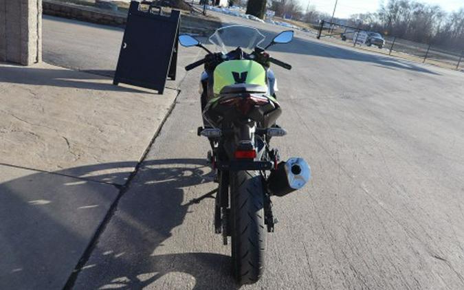 2026 Kawasaki Ninja® 500 ABS
