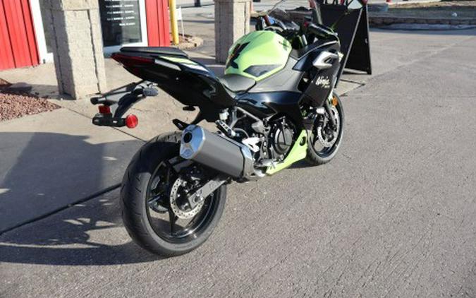 2026 Kawasaki Ninja® 500 ABS