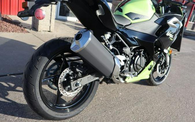 2026 Kawasaki Ninja® 500 ABS