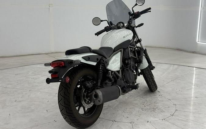 2024 Kawasaki Eliminator Pearl Robotic White Pearl Storm Gray